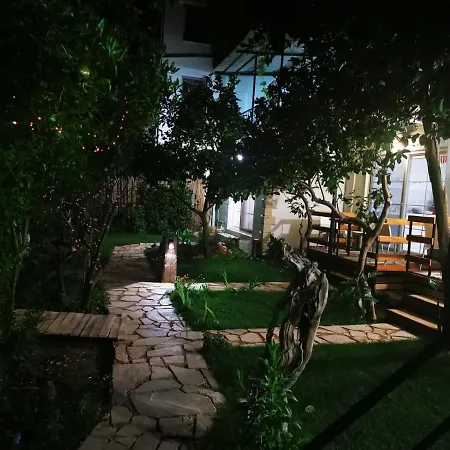 Rana Aparts&bungalows